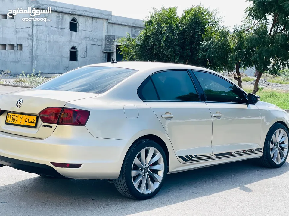 volkswagen jetta 2012