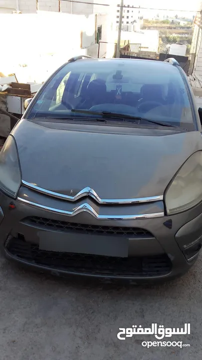 ستروين c4 بيكاسو