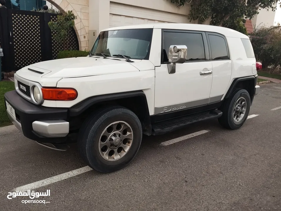 تويوتا اف جي Toyota FJ CRUISER