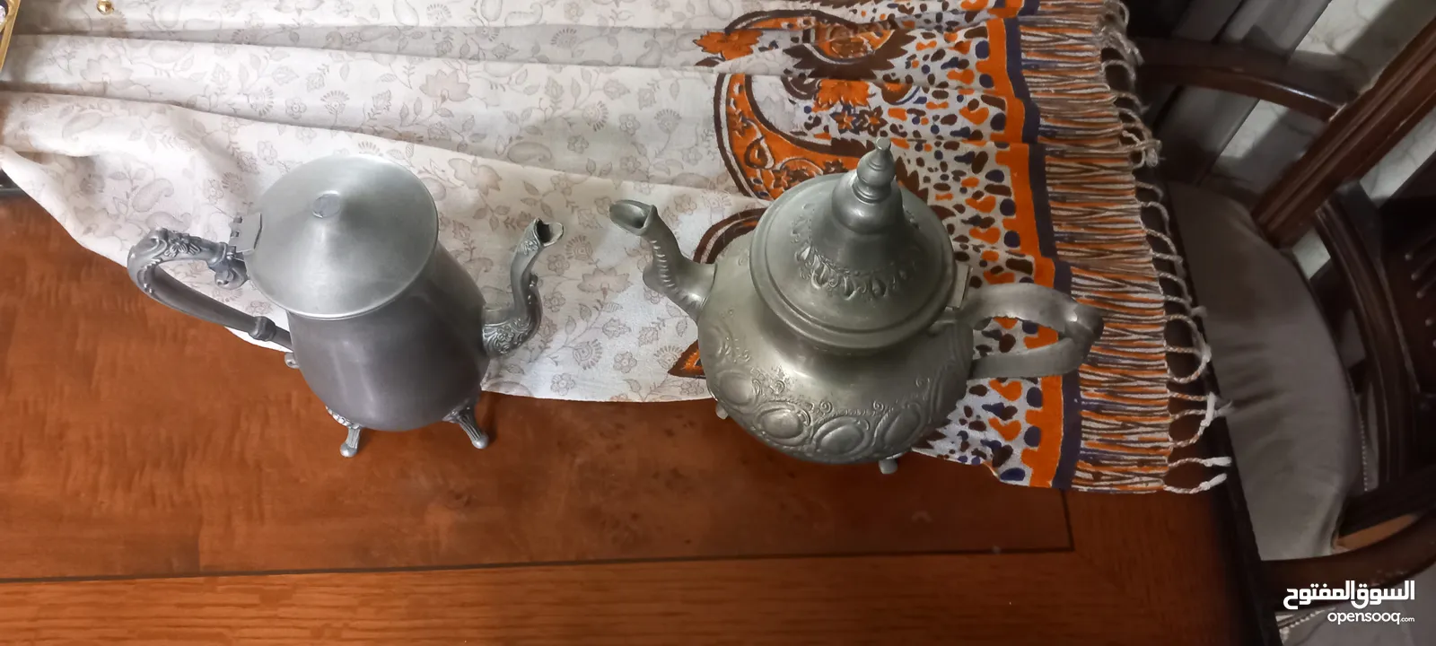 ابريقين و مبخرتين للبيع