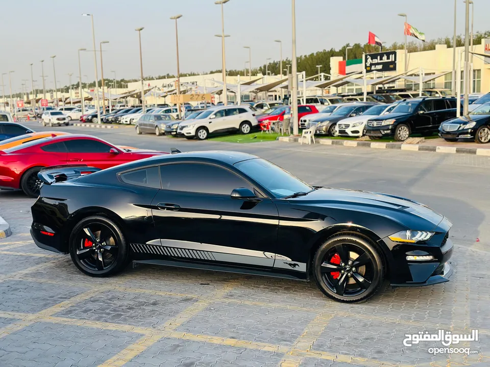 FORD MUSTANG ECBOOST 2021