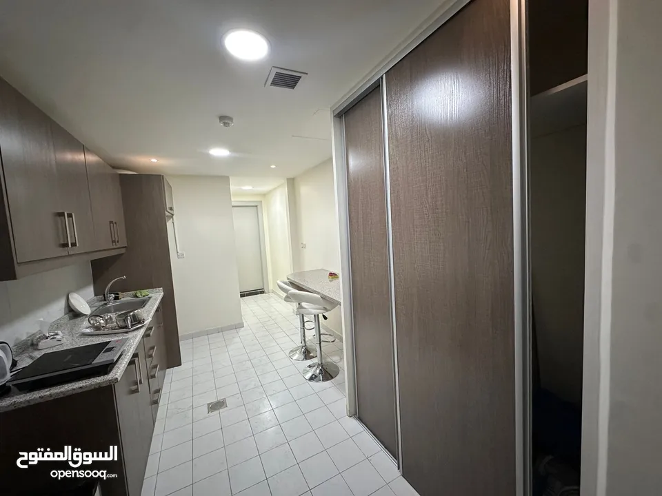 مكتب بمساحة 235 متر مربع للبيع في الصويفيه ( Property 42798 )-174998407
