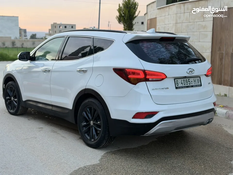 سانتافيه 2018 بدون فتحة