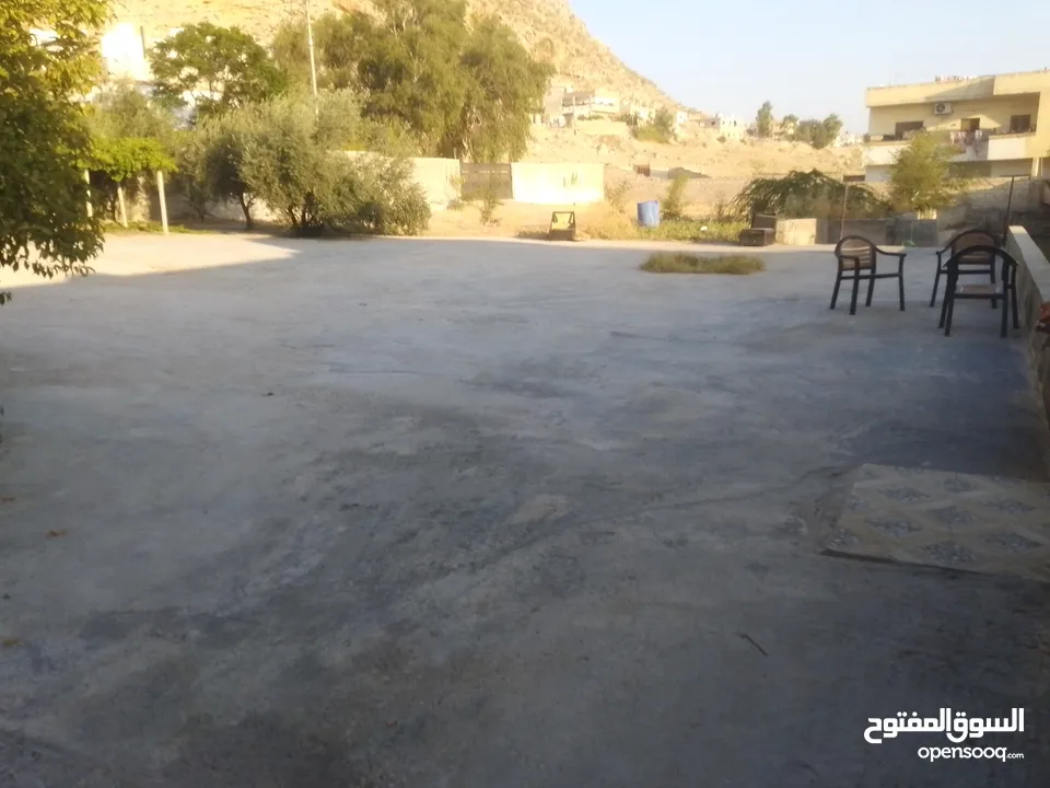 مخازن منزل للبيع