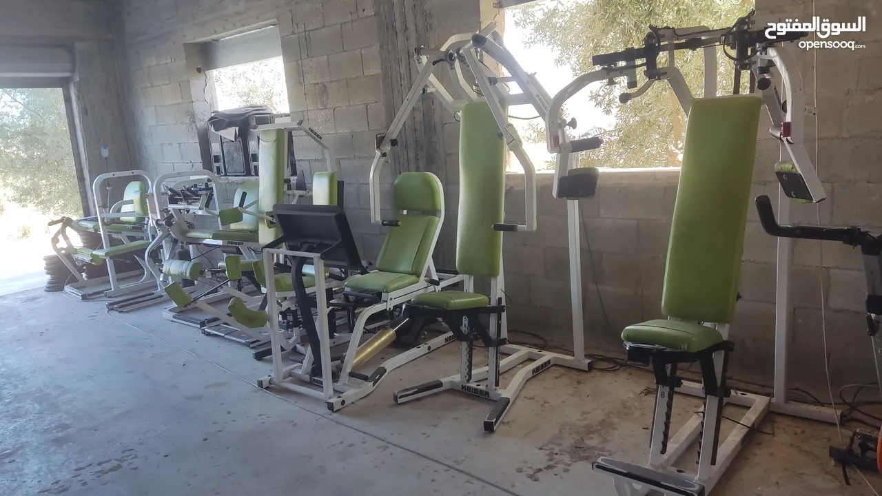 ماكنات رياضه لتخفيف الوزن وبناء الاجسام مستعمله نظيفه للبيع بسعر مغري عرابه