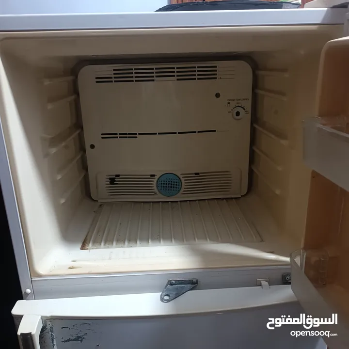 ثلاجة شارب مستعمل 14 قدم