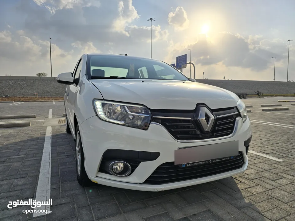 رينو سيمبول بحالة الوكاله  ممشى فقط 38400 كم  ملكيه لمدة سنه كامله  Renault Symbol in agency conditi