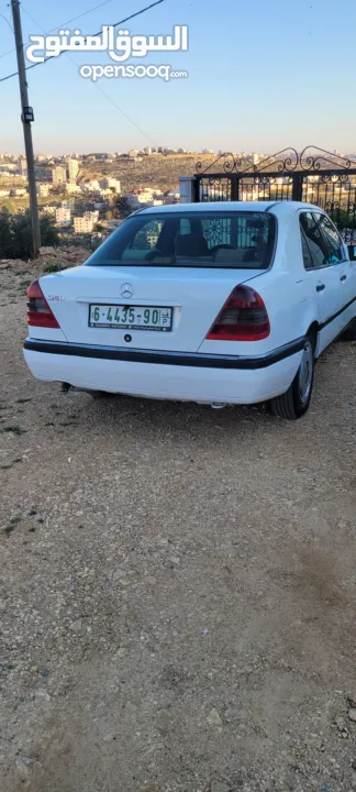 مرسيدس بنز C180 موديل 1995 أتوماتيك يد اولى بنزين بحالة ممتازة أصل برايفت