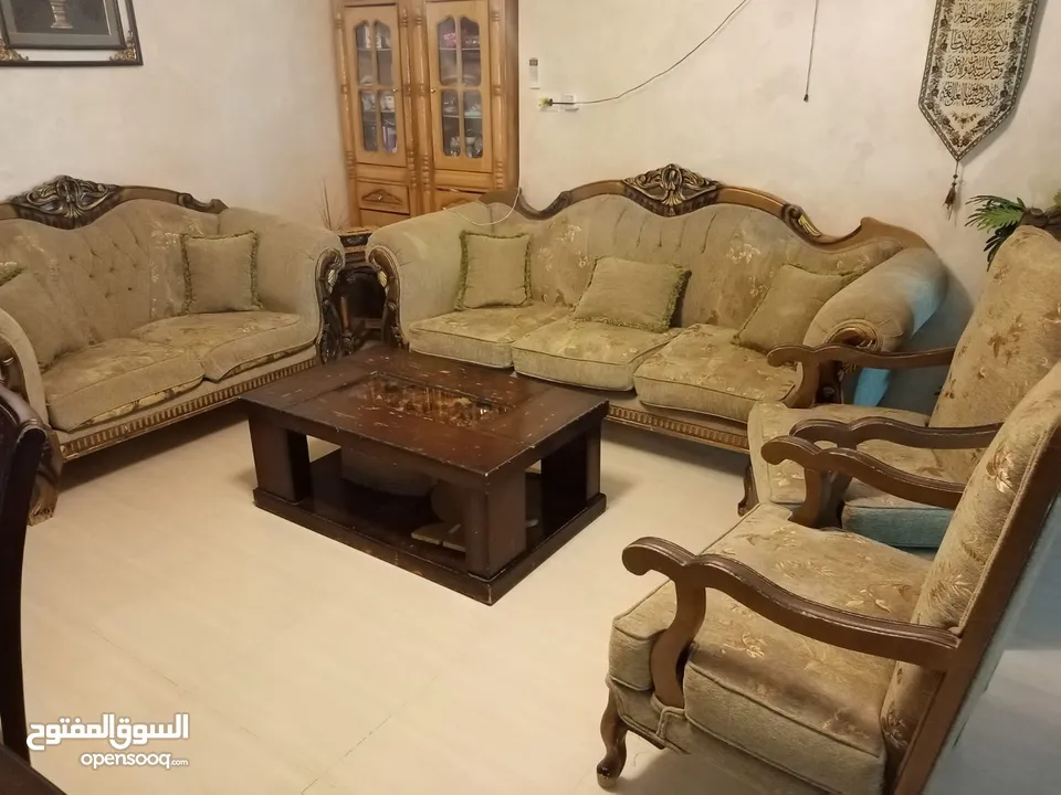 طقم كنب غرفة ضيوف