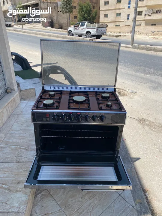 فرن إيطالي 5 عيون للبيع