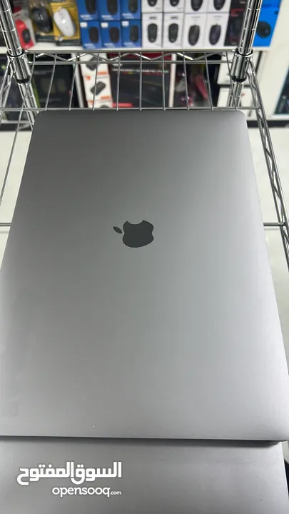 Apple MacBook i7 2018 16GB 256GB