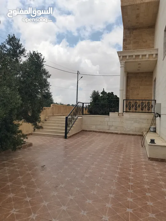 شقق  للبيع يوجد وصف بالبناء بالتفصيل مرفق بالإعلان ممكن بيع شقق وممكن العمارة كاملة