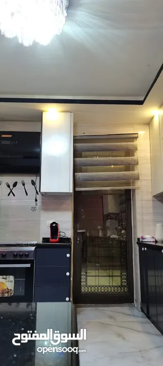 شقه لي البيع