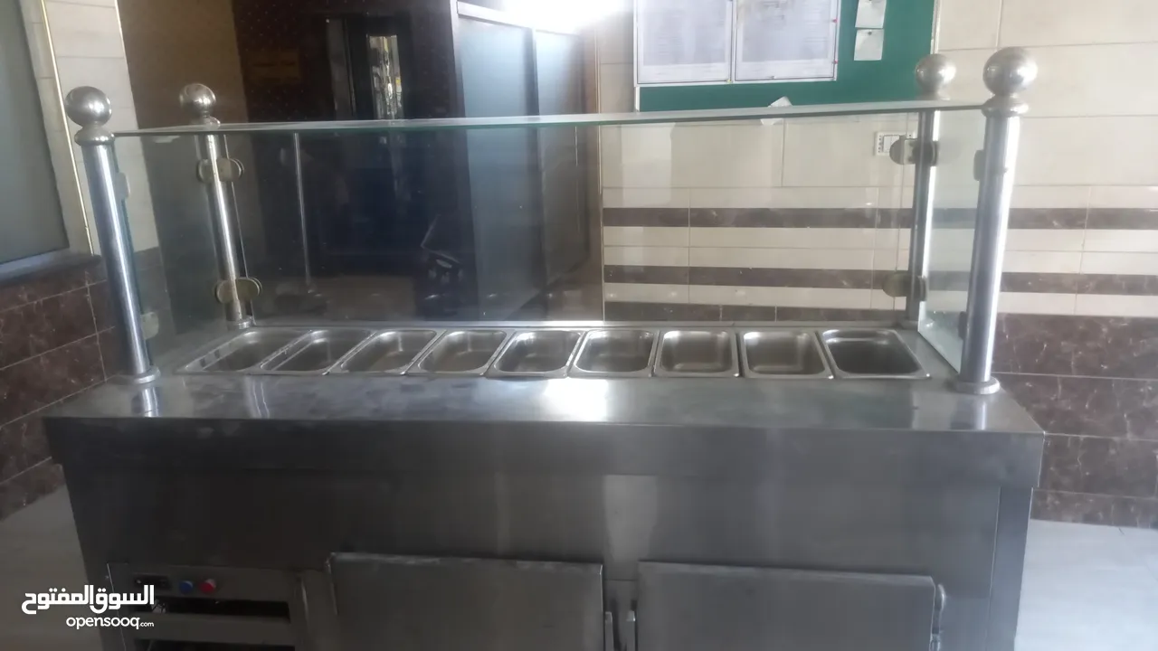 ثلاجة سلطات و غاز عينتين