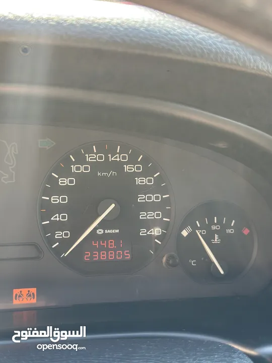 المميزة بيجو 406 محرك 2000 بنزين 5 غيار