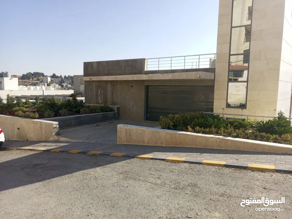 مستودعات ومكاتب ومقر هيئات وشركات كبرى للايجار بمساحات مختلفة /مخازن ومشاغل صناعي بمساحات مختلفة