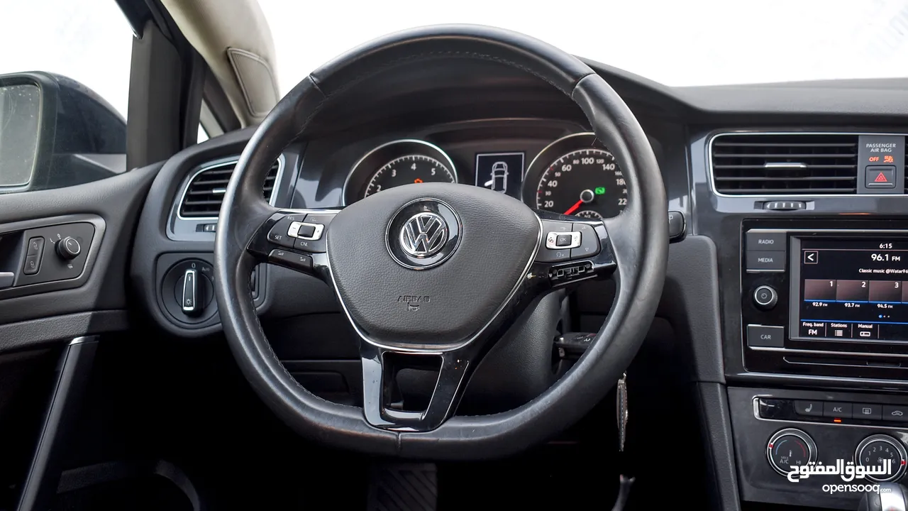 Volkswagen - Golf - 2018 - Perfect Condition - 715 AED/MONTHLY - 1 YEAR WARRANTY + Unlimited KM*