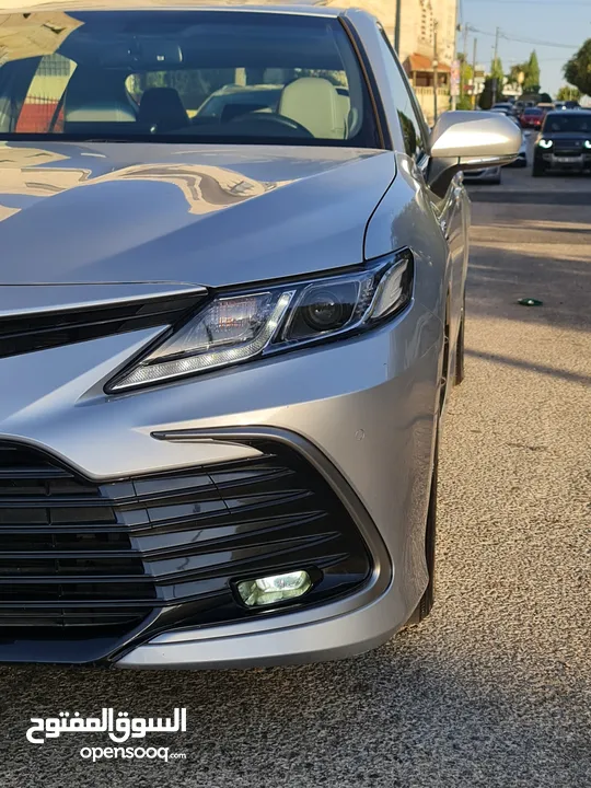 Toyota Camry GLE 2023 - تويوتا كامري 2023 للبيع
