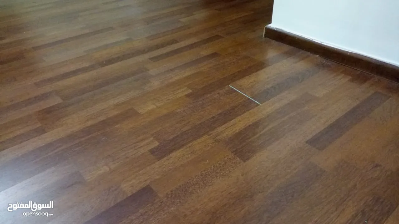 ارضيات pvc قياس 15سم في91بالوان متعدده متوفر اكتر من 200لون تواكب الوان عصريه متوفر الوان بني وسكني