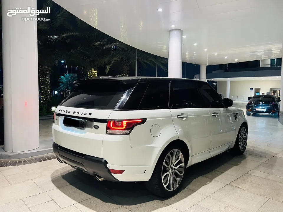 Rang Rover Sport HST 2016  GCC Fully Loaded 360 cameras Headup display Perfect Condition