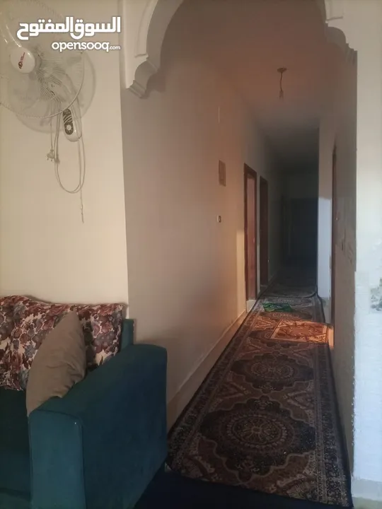 شقة للبيع مساحة 145 متر طابق 3