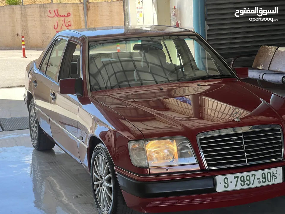 مرسيدس E220