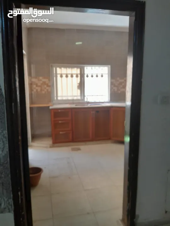 شقة للبيع في ضاحية الحاج حسن