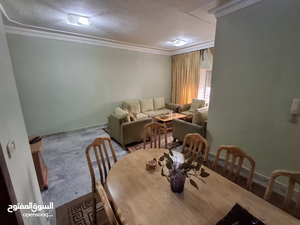 عفش بيت كامل بحالة جيّدة جدا للبيع