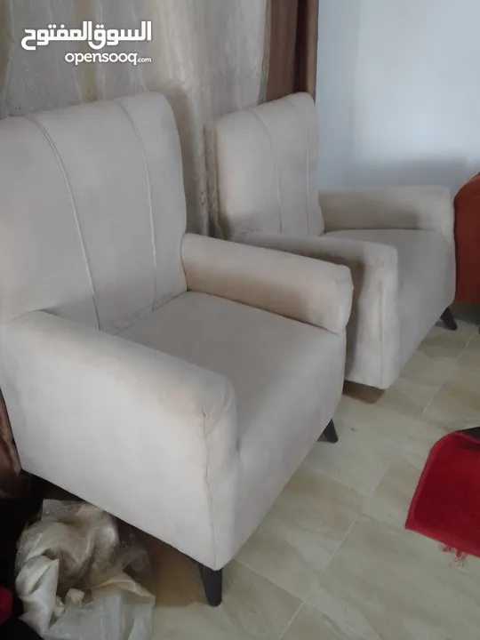 طقم غرفه جلوس بحاله جيده للبيع