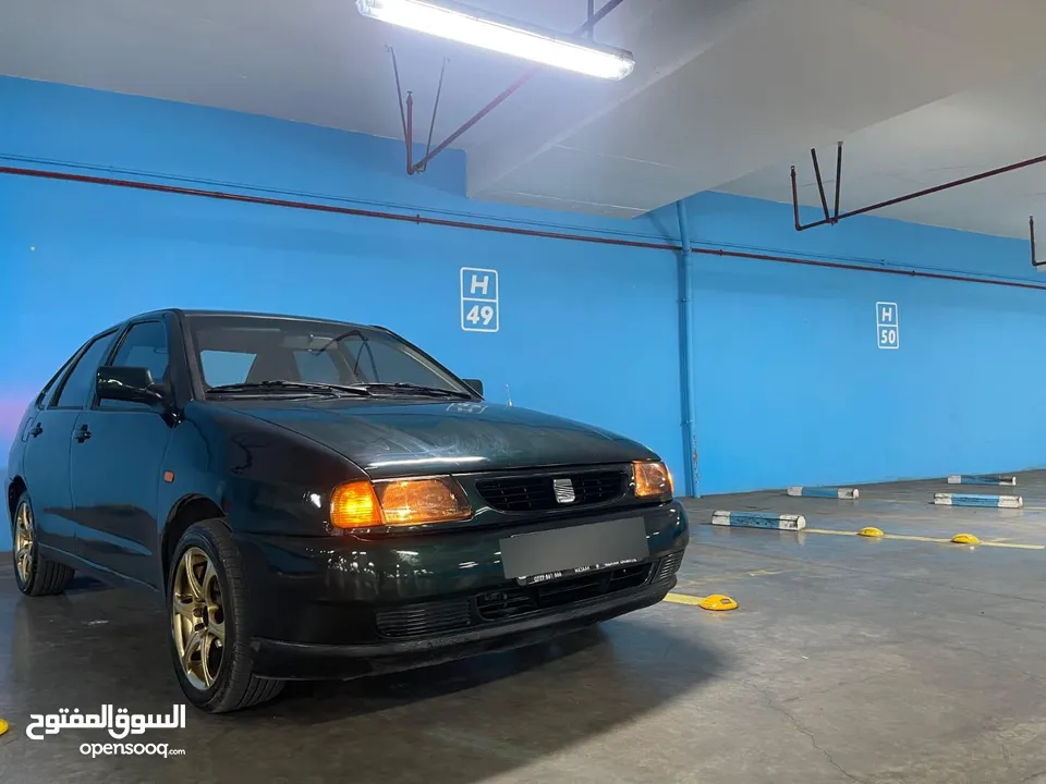 سيارة سيات قرطبة للبيع بحالة ممتازة جدا
