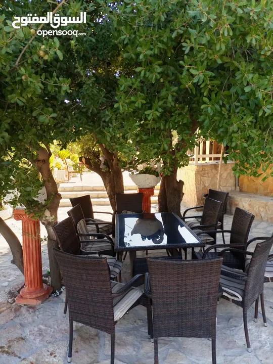 شاليه بسعر مغري لاستثمار  مطل ومرتفع  اطلاله وروعه من الجمال ومناظر خرافيه اقرا ا التفاصيل جيدا