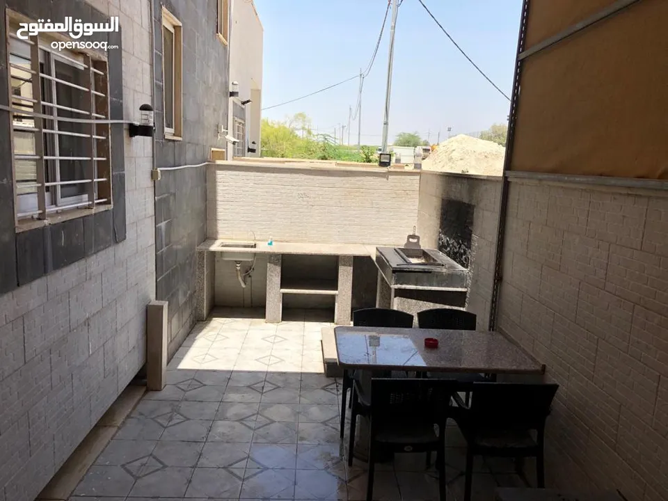 شاليه للبيع في البحر الميت شارع الفنادق منطقه سويمه