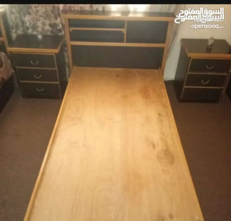 غرفة نوم شباب للبيع لاتيه