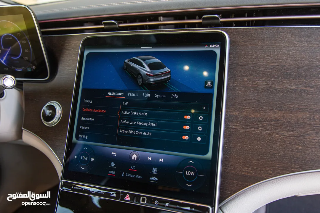 Mercedes EQS450+ 2022  السيارة مميزة جدا و قطعت مسافة 36,000 كم