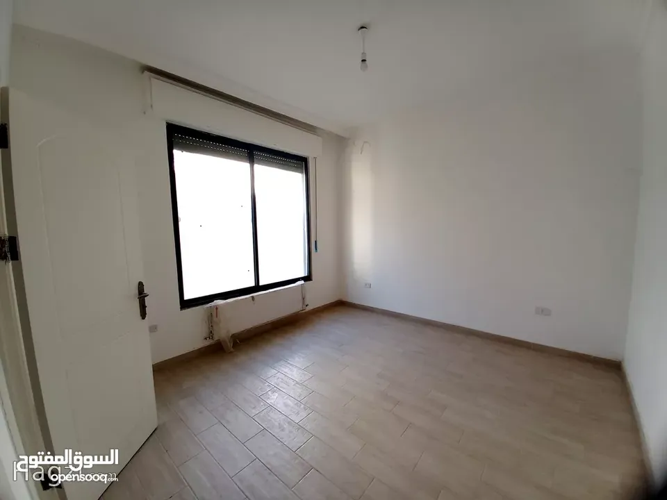 شقة غير مفروشة للبيع في الجبيهة ( Property ID : 31240 )