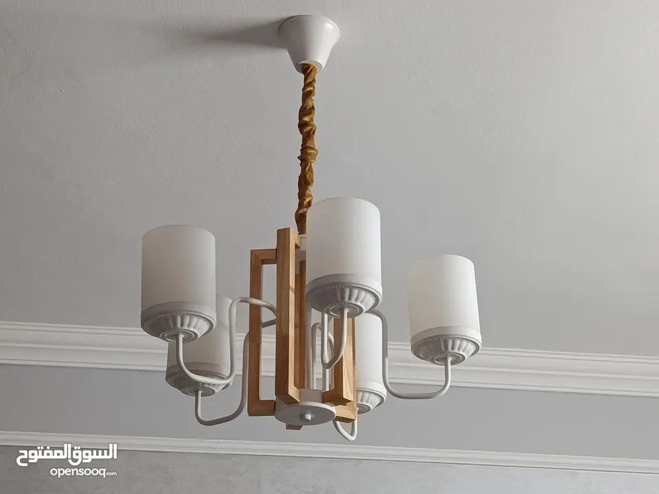 ثرايا غرفة ضيوف او غرفة نوم