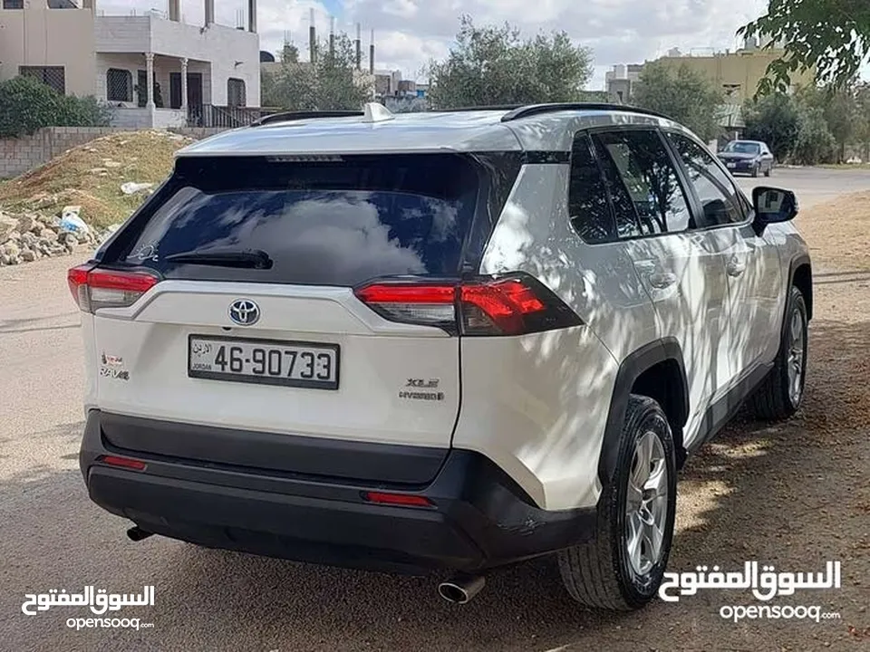 تويوتا راف فور 2020 فحص 2 جيد و2 مظروب فل بفتحه بسعر مغري قابل للبدل
