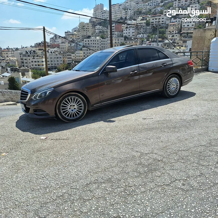 مرسيدس E200. w212