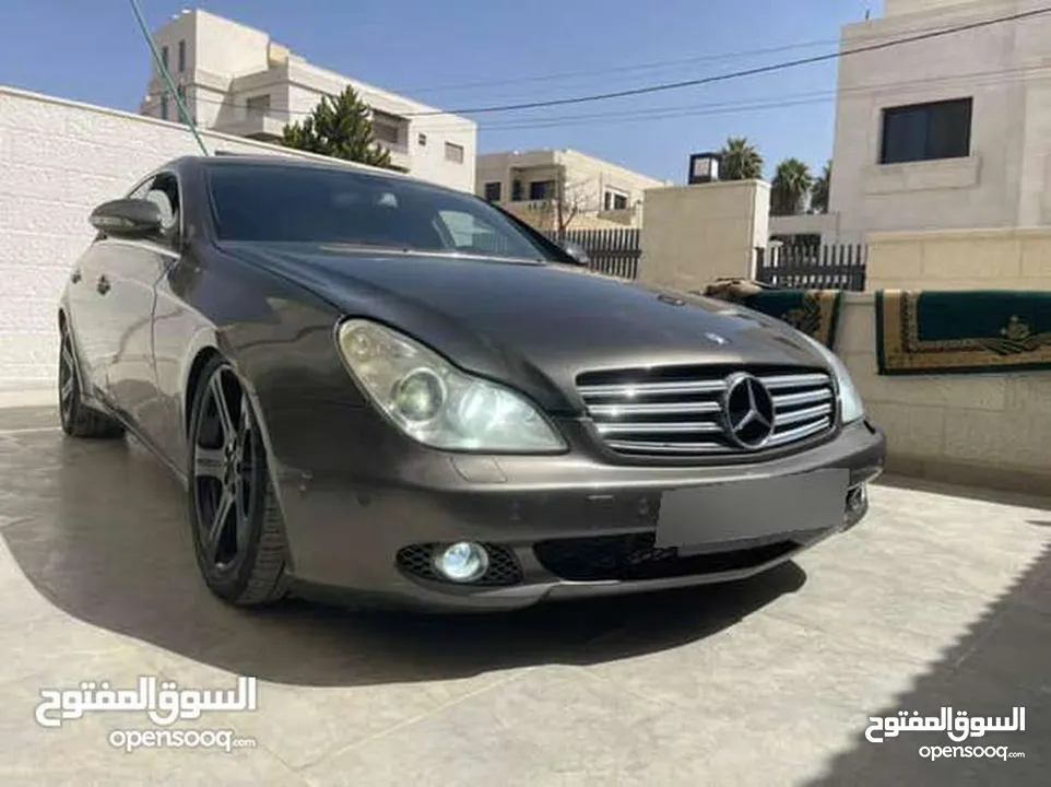 مرسيدس  CLS 350 بحالة الوكالة  موديل 2006