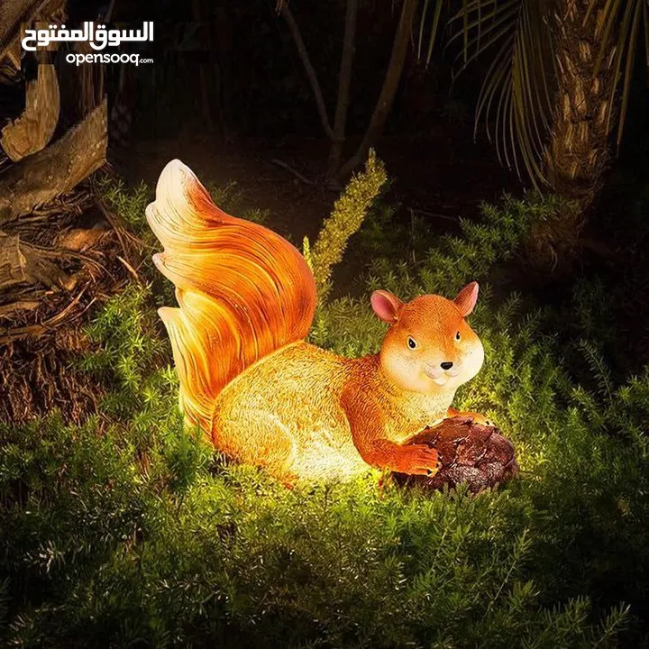 زيّن حديقتك بسحر الطبيعة تمثال سنجاب بالحجم الكبير التمثال في وضعيتين مصنوع من راتنج البوليريسين