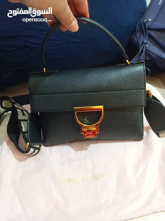 coccinelle hand bag - شنطة يد من ماركة كوكسينيل