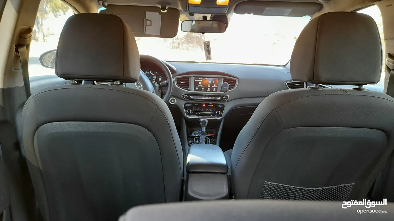 هيونداي ايونيك 2018 للبيع كاش فقط بحالة ممتازة جدا hyundai ioniq 2018 blue drive