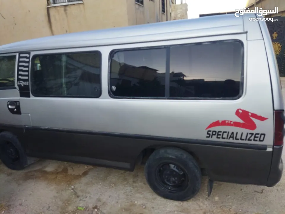 باص هونداي h100