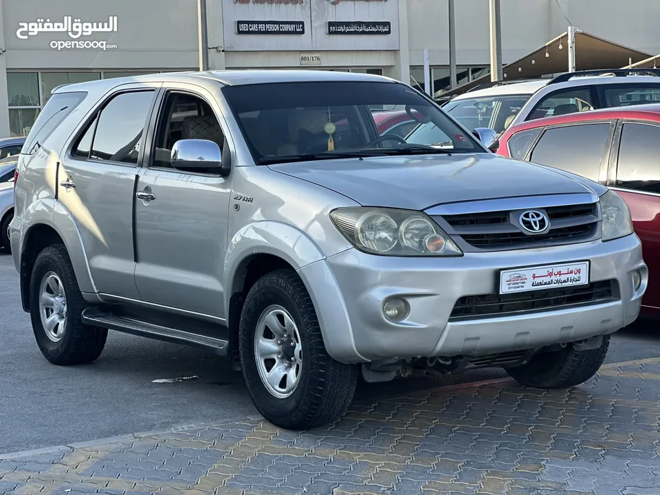 Toyota Fourtner v4 Gcc ,2007 SR5