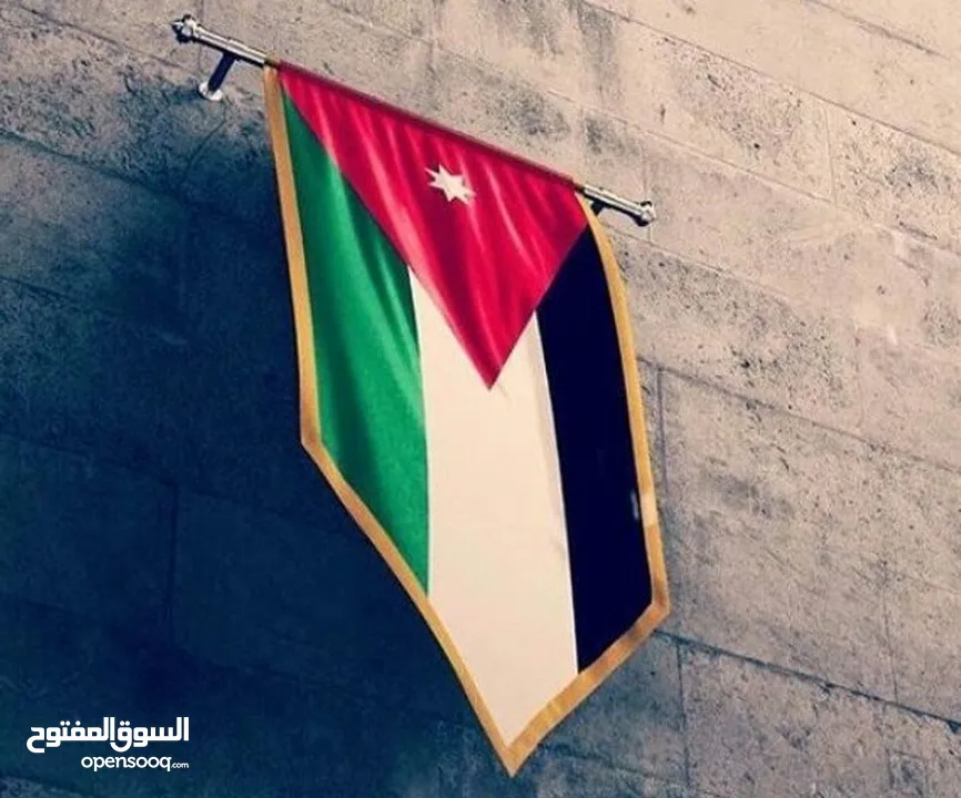 أعلام كؤوس وميداليات دروع تفوق وشهادات تقدير