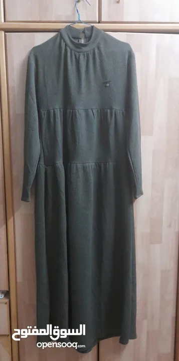 فستان جديد من ايفيت حجم ميديوم - Opensooq