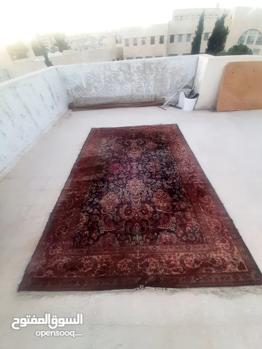 سجاد بسعر حرق