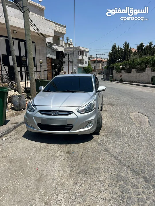 اكسنت بنزين ماتور 1400. بصمه .مرخصه ومامنه .دفعه.35 كاش وشكات 2000