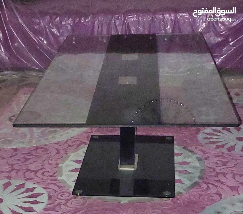 طاولة زجاج (وسط كبيرة مع عدد2 مساعد)