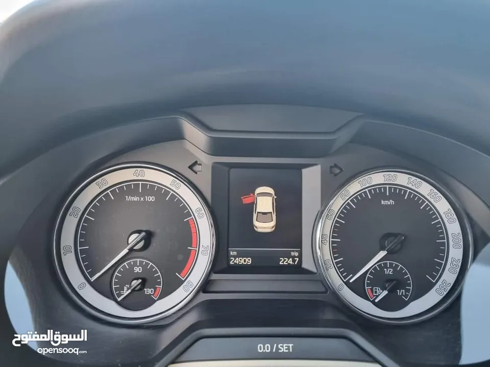 سياره بوضع ممتاز